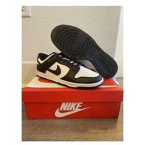 Nike Panda Dunks size 11
